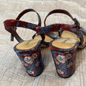 Gianni Bini Catalano brocade floral block heels strappy sandals